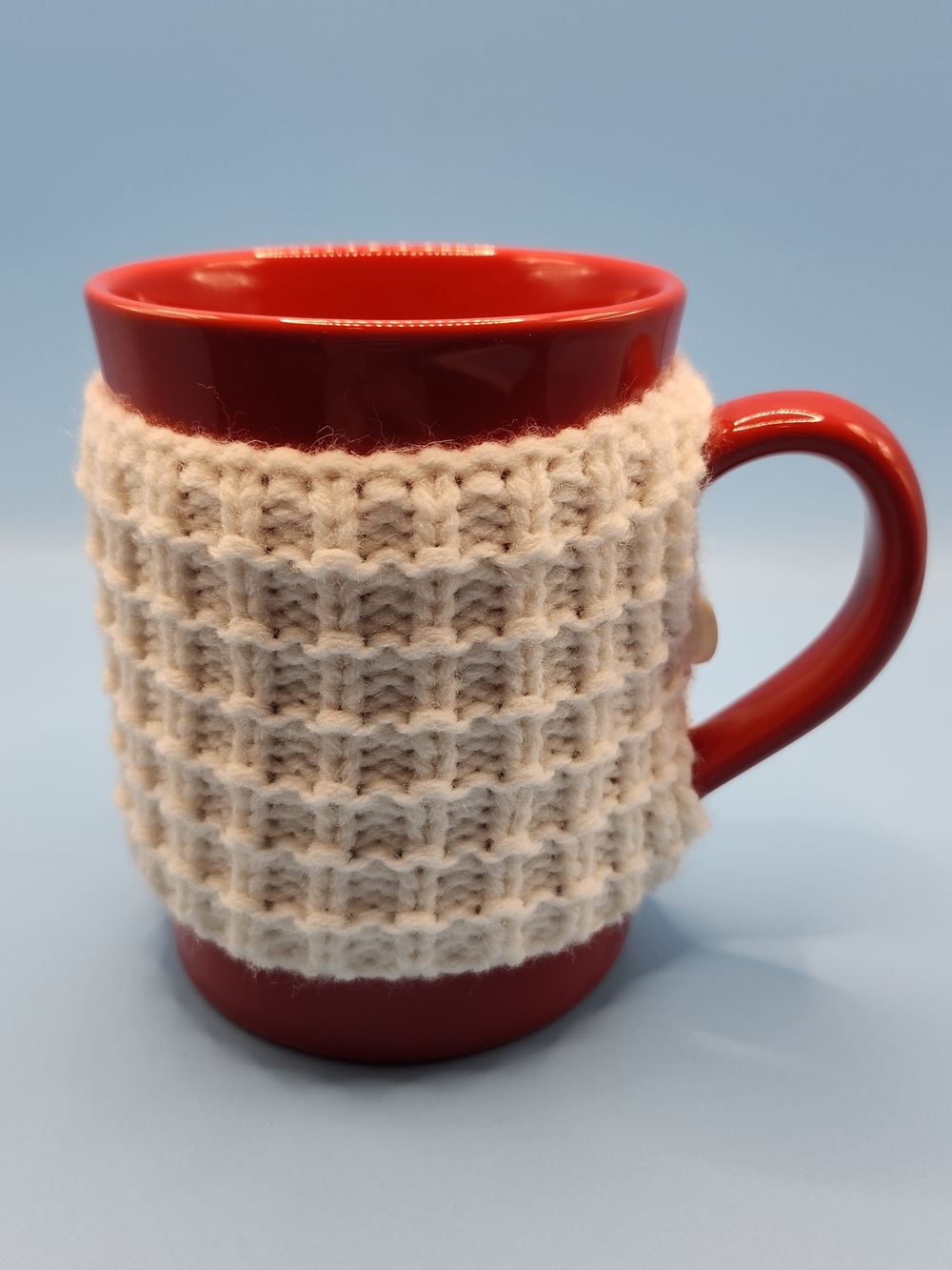Threshold Red Stoneware Coffee Mug w/ White Knit Sleeve 16 fl oz Microwave Safe